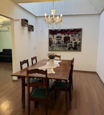 Imagem com fotos das acomodações